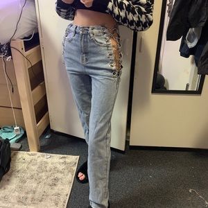 Fashion nova chain jeans